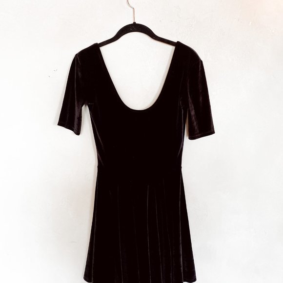 Velvet Black Dress Urban Outfitters size small - Picture 3 of 6